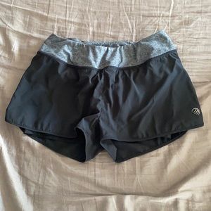 almost brand new athletic shorts!
